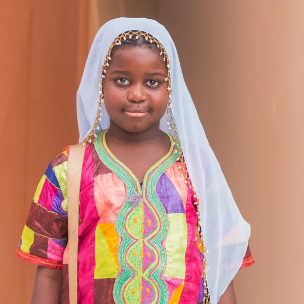 Young African girl posing at Expo 2015 in Milan, Italy — Stock Photo, Image