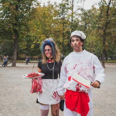 İnsanlar almak bölüm zombi Walk, Milano, İtalya