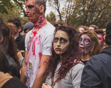 İnsanlar almak bölüm zombi Walk, Milano, İtalya