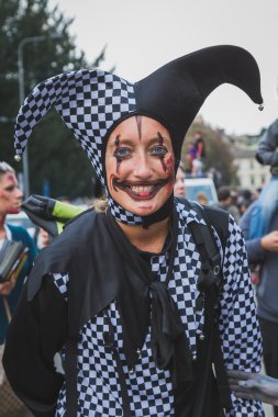 İnsanlar almak bölüm zombi Walk, Milano, İtalya