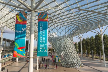 Afiş dışında Viscom 2015, Milano, İtalya