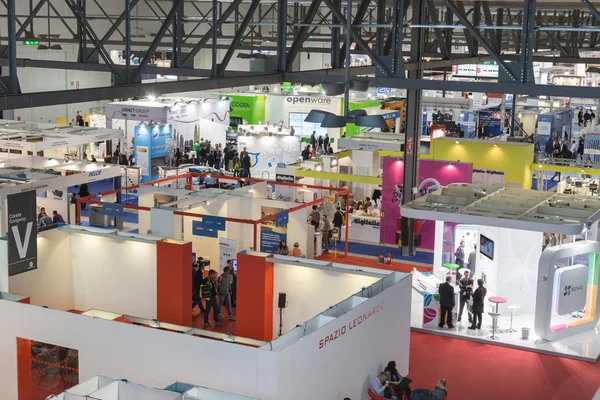 Top view of people and booths at Sicurezza, international event — Stock Photo, Image