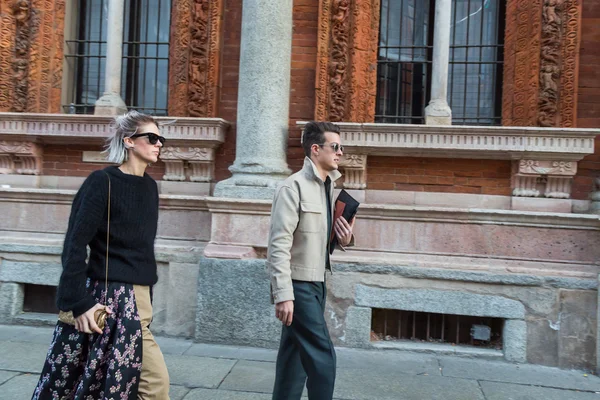 People at Milan Men's Fashion Week 2016 — Stock Photo, Image