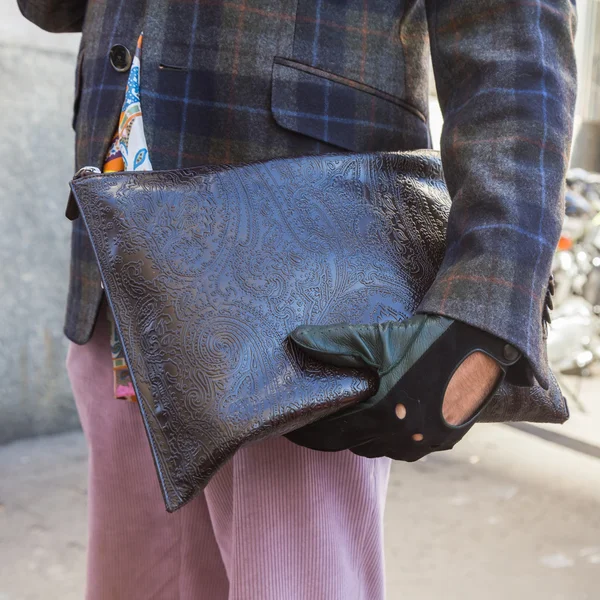 Detail of bag at Milan Men's Fashion Week 2016 — Stock Photo, Image