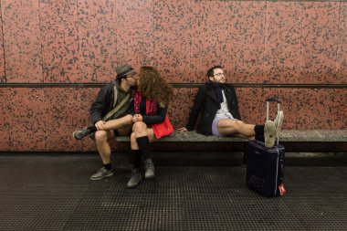 İnsanlar çekici bölüm No pantolon metroya binmek, Milano, İtalya