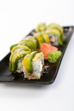 Görüntü lezzetli suşi ile midye ayarla