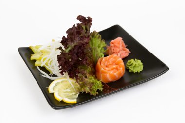 Somon ile lezzetli sashimi görüntüsünü