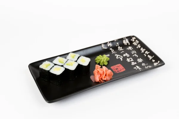 美味的寿司用 avokado 设置的图像 — 图库照片