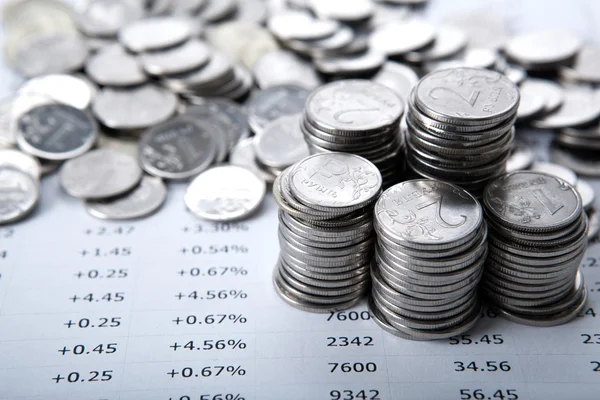 Stapel van munten en tellen — Stockfoto