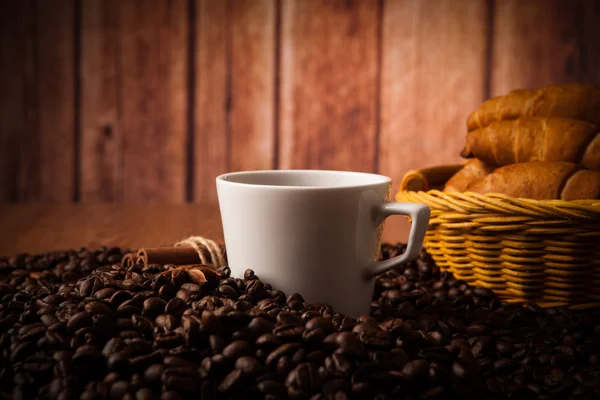 Coffee still life on a wood background — Stock Photo, Image