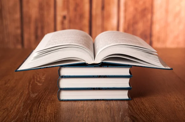 Stapel boeken — Stockfoto