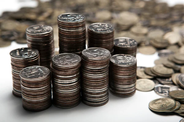 Pluralidade de pilhas de moedas de cinco rublos — Fotografia de Stock