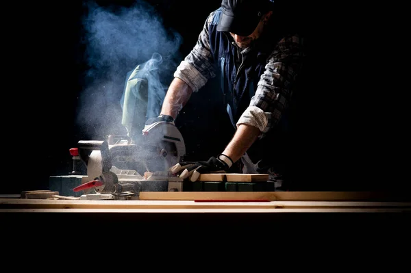 Carpenter Working Circular Saw Saw Dust Woodworking Machine — Stock Photo, Image