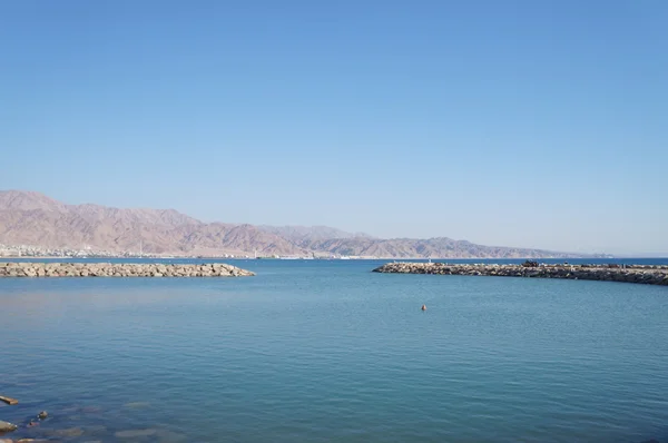 Eilat Körfezi ve Akabe görüntüleyin