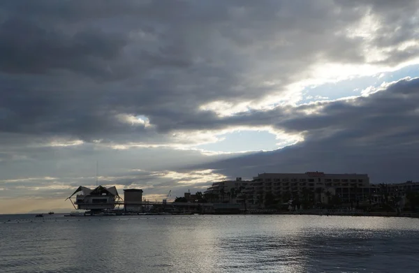 Eilat gulf under the stormy clouds — Stock Photo, Image