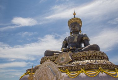 Phetchabun provi de büyük Buddha(phraphuthth-mha-thrrm-racha)