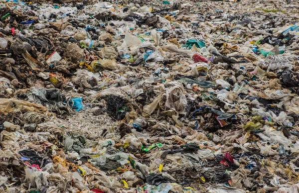 Pile of domestic garbage in landfill — Stock Photo, Image