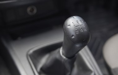 İletim araba modları arasında geçiş yapma mekanizması