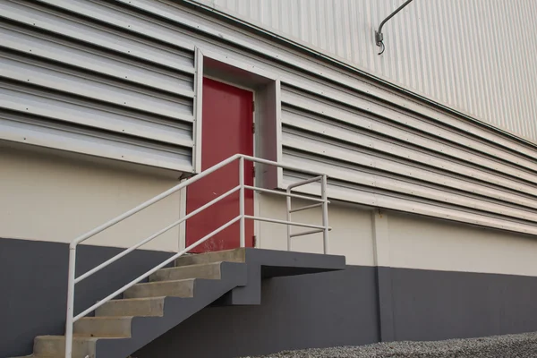 Depo yangın kapıları