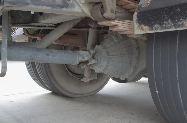 바퀴와 트럭 및 트레일러의 타이어 — 스톡 사진