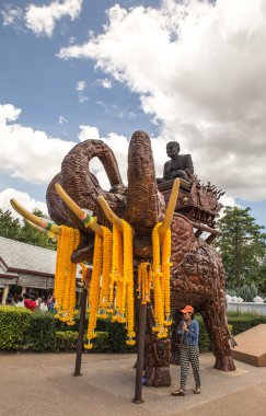 Akciğer poh ayak wat huay mong kol altında fil lu için geçen