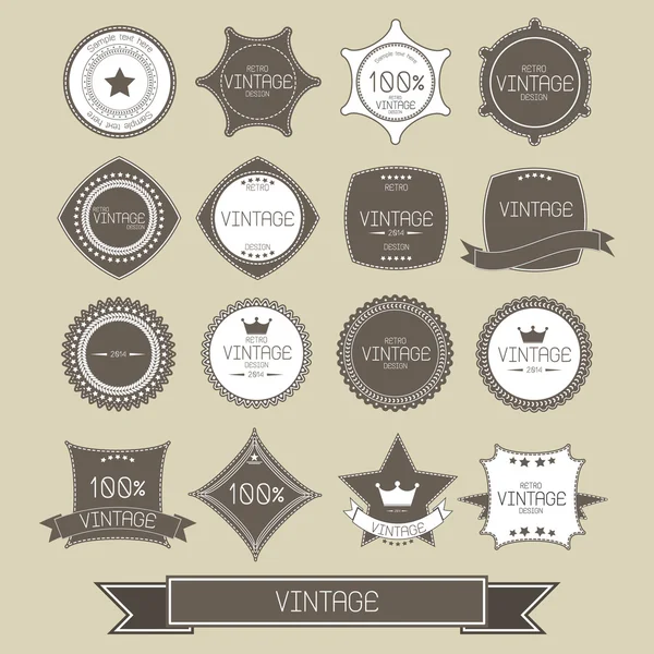 Set de insignias y etiquetas retro vintage en blanco — Archivo Imágenes Vectoriales