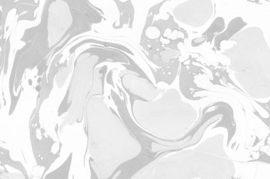 Gümüş mermer arka planda boya sıçramış desen