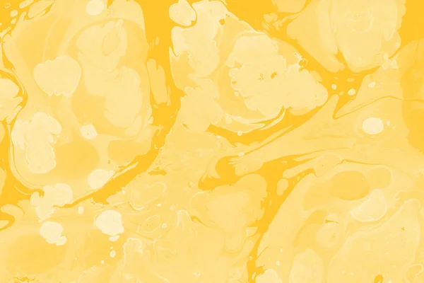 黄色の大理石の背景にペイントのスプラッシュテクスチャ — ストック写真