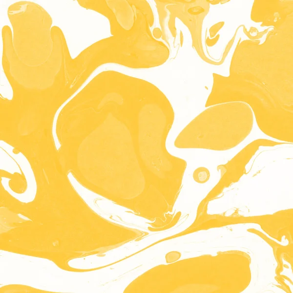 Sarı mermer arkaplan boya sıçrama deseni ile