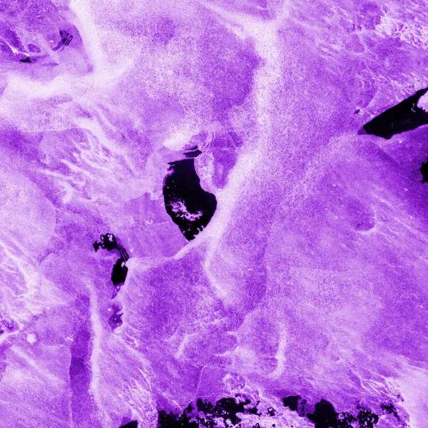 Beyaz kağıt arka planda renkli mürekkep ve suluboya doku. Gradyan boya darbeleri ve kalsiyum kaybı etkisi. El boyaması gouache soyut görüntü. Tuvali dağıt..