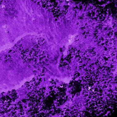 Beyaz kağıt arka planda renkli mürekkep ve suluboya doku. Gradyan boya darbeleri ve kalsiyum kaybı etkisi. El boyaması gouache soyut görüntü. Tuvali dağıt..