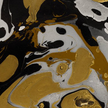 Beyaz suluboya arka planda renkli mermer mürekkep kağıdı dokusu. Kaotik soyut organik tasarım. Banyo bombası dalgaları.