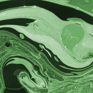 Beyaz suluboya arka planda renkli mermer mürekkep kağıdı dokusu. Kaotik soyut organik tasarım. Banyo bombası dalgaları.