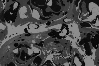 Beyaz suluboya arka planda renkli mermer mürekkep kağıdı dokusu. Kaotik soyut organik tasarım. Banyo bombası dalgaları.