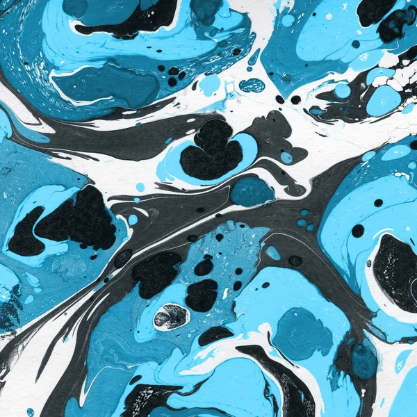 Beyaz suluboya arka planda renkli mermer mürekkep kağıdı dokusu. Kaotik soyut organik tasarım. Banyo bombası dalgaları.