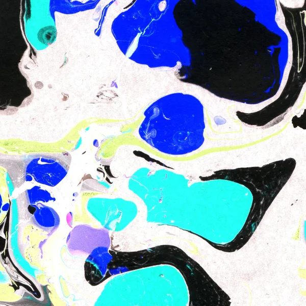 Beyaz suluboya arka planda renkli mermer mürekkep kağıdı dokusu. Kaotik soyut organik tasarım. Banyo bombası dalgaları.