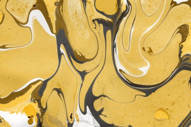 Beyaz suluboya arka planda renkli mermer mürekkep kağıdı dokusu. Kaotik soyut organik tasarım. Banyo bombası dalgaları.