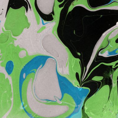 Beyaz suluboya arka planda renkli mermer mürekkep kağıdı dokusu. Kaotik soyut organik tasarım. Banyo bombası dalgaları.