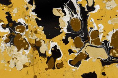 Beyaz suluboya arka planda renkli mermer mürekkep kağıdı dokusu. Kaotik soyut organik tasarım. Banyo bombası dalgaları.