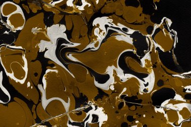 Beyaz suluboya arka planda renkli mermer mürekkep kağıdı dokusu. Kaotik soyut organik tasarım. Banyo bombası dalgaları.