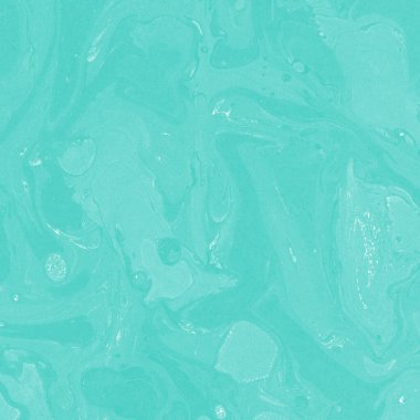 Beyaz suluboya arka planda renkli mermer mürekkep kağıdı dokusu. Kaotik soyut organik tasarım. Banyo bombası dalgaları.