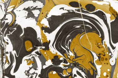 Beyaz suluboya arka planda renkli mermer mürekkep kağıdı dokusu. Kaotik soyut organik tasarım. Banyo bombası dalgaları.