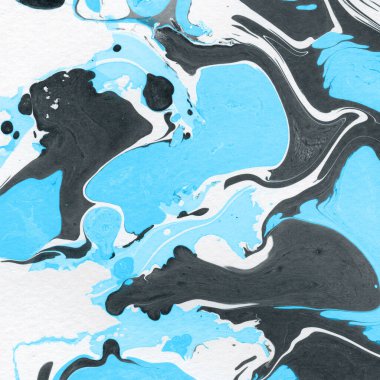 Beyaz suluboya arka planda renkli mermer mürekkep kağıdı dokusu. Kaotik soyut organik tasarım. Banyo bombası dalgaları.