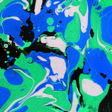 Beyaz suluboya arka planda renkli mermer mürekkep kağıdı dokusu. Kaotik soyut organik tasarım. Banyo bombası dalgaları.