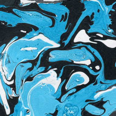 Beyaz suluboya arka planda renkli mermer mürekkep kağıdı dokusu. Kaotik soyut organik tasarım. Banyo bombası dalgaları.