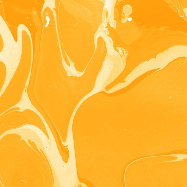 Beyaz suluboya arka planda renkli mermer mürekkep kağıdı dokusu. Kaotik soyut organik tasarım. Banyo bombası dalgaları.