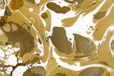 Beyaz suluboya arka planda renkli mermer mürekkep kağıdı dokusu. Kaotik soyut organik tasarım. Banyo bombası dalgaları.