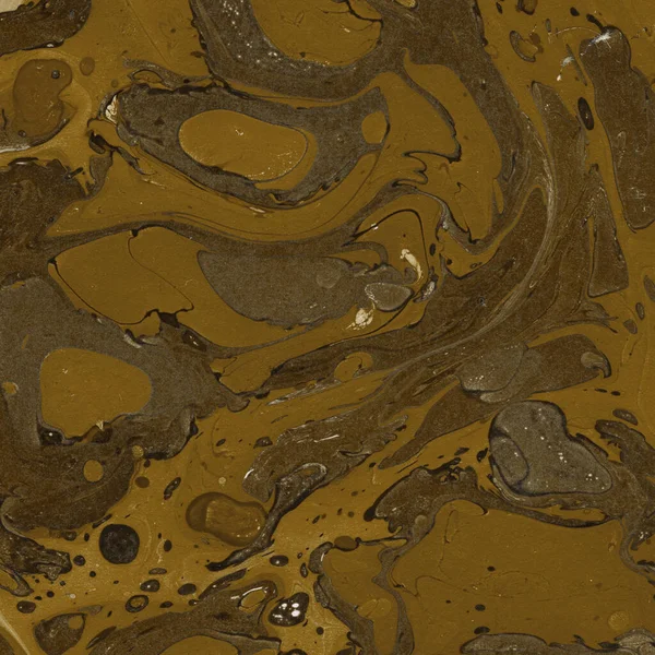 Beyaz suluboya arka planda renkli mermer mürekkep kağıdı dokusu. Kaotik soyut organik tasarım. Banyo bombası dalgaları.