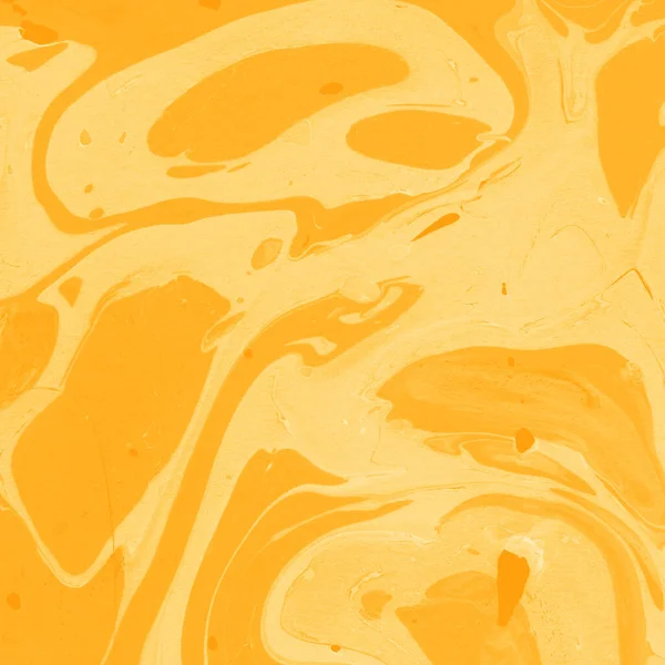 Beyaz suluboya arka planda renkli mermer mürekkep kağıdı dokusu. Kaotik soyut organik tasarım. Banyo bombası dalgaları.