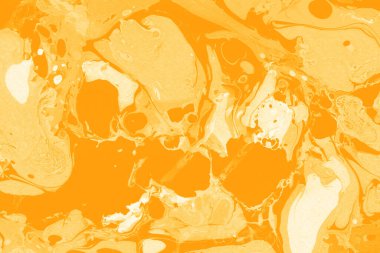 Beyaz suluboya arka planda renkli mermer mürekkep kağıdı dokusu. Kaotik soyut organik tasarım. Banyo bombası dalgaları.